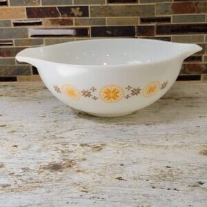 Pyrex Town & Country, Cinderella Nesting Bowl, Brown Orange Star, 444 4 Qt Large